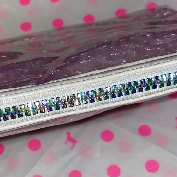 NWT Victoria’s Secret Pink makeup case cosmetic bag beauty bag travel case heart - Picture 4 of 7